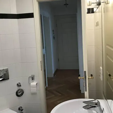 18m2 Mit Jugendstil-charme Im Stadtzentrum Konstanz