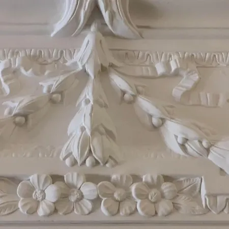 18m2 Mit Jugendstil-charme Im Stadtzentrum